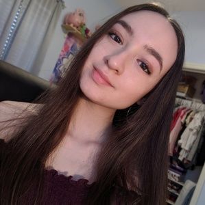 Meet your Posher, Evelyn